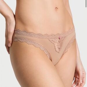 Victoria’s Secret - DREAM ANGELS
Lace-Trim Bikini Panty - Set of 4